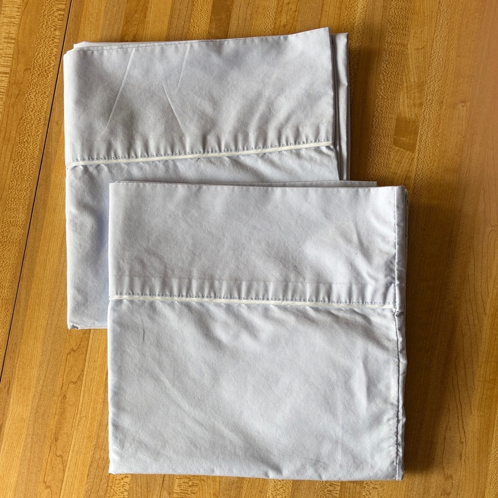 2 Pillowcases Cal.King Size: 40”x 19.5”